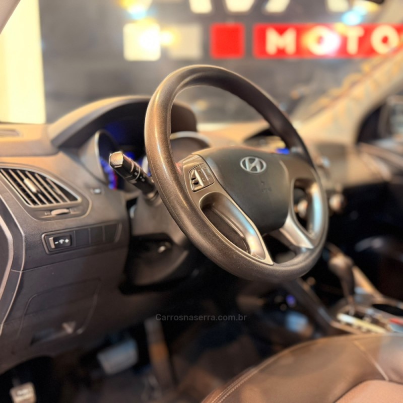 IX35 2.0 MPI 4X2 16V FLEX 4P AUTOMÁTICO - 2011 - NOVO HAMBURGO