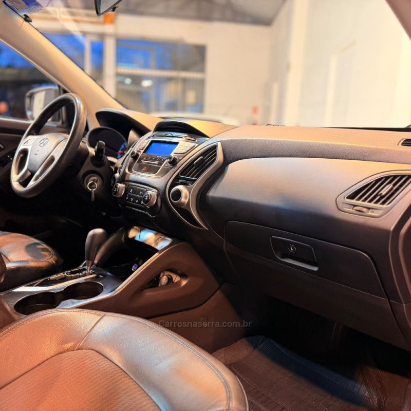 IX35 2.0 MPI 4X2 16V FLEX 4P AUTOMÁTICO - 2011 - NOVO HAMBURGO