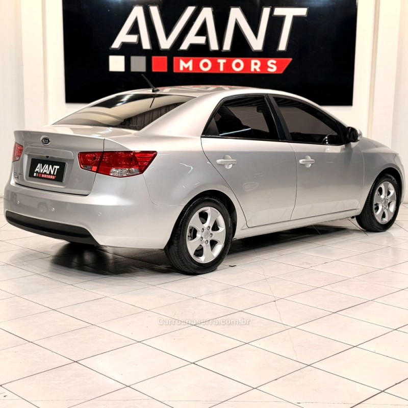 CERATO 1.6 EX SEDAN 16V GASOLINA 4P MANUAL - 2010 - NOVO HAMBURGO