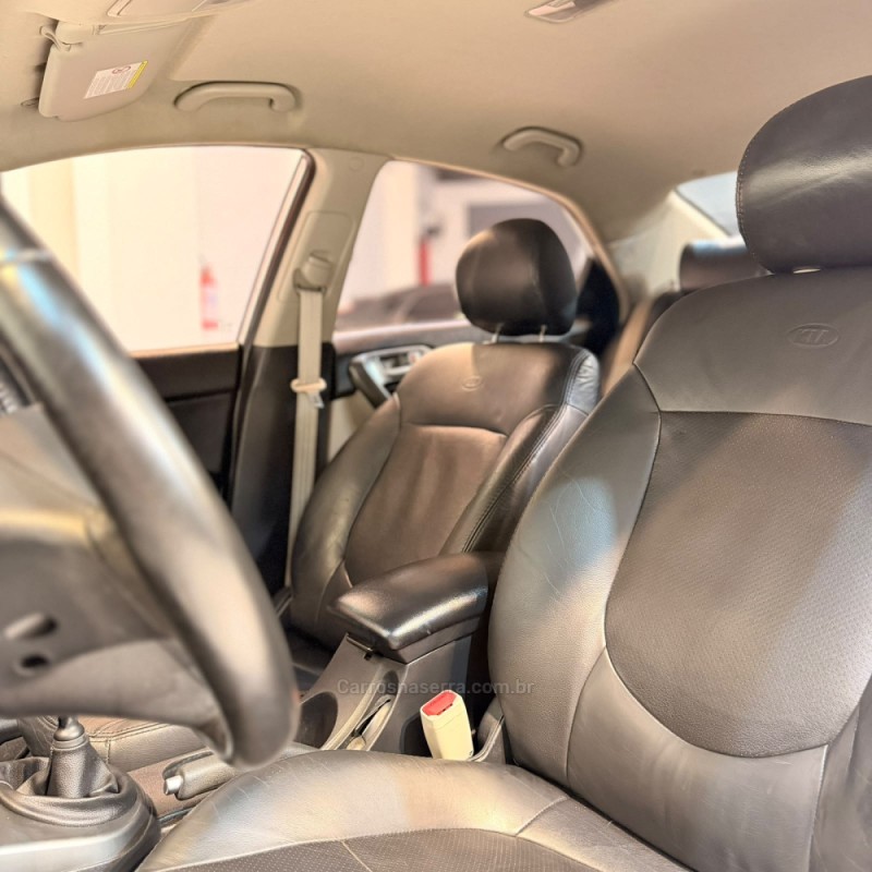 CERATO 1.6 EX SEDAN 16V GASOLINA 4P MANUAL - 2010 - NOVO HAMBURGO