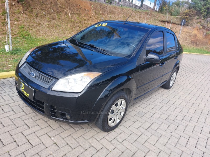 FIESTA 1.6 ROCAM SE PLUS SEDAN 8V FLEX 4P MANUAL - 2009 - CAXIAS DO SUL