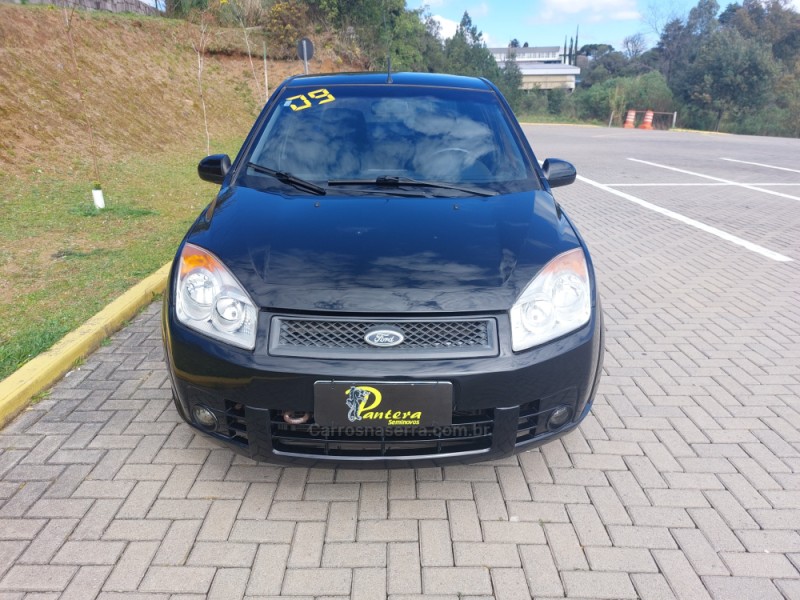 FIESTA 1.6 ROCAM SE PLUS SEDAN 8V FLEX 4P MANUAL - 2009 - CAXIAS DO SUL