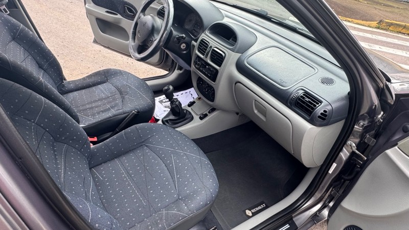 CLIO 1.0 EXPRESSION 16V FLEX 4P MANUAL - 2005 - CAXIAS DO SUL