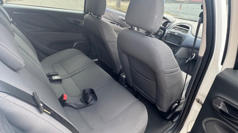 PUNTO 1.4 ATTRACTIVE 8V FLEX 4P MANUAL - 2013 - CAXIAS DO SUL