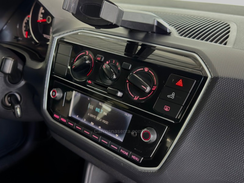 UP 1.0 TSI XTREME UP 12V FLEX 4P MANUAL - 2020 - NOVO HAMBURGO