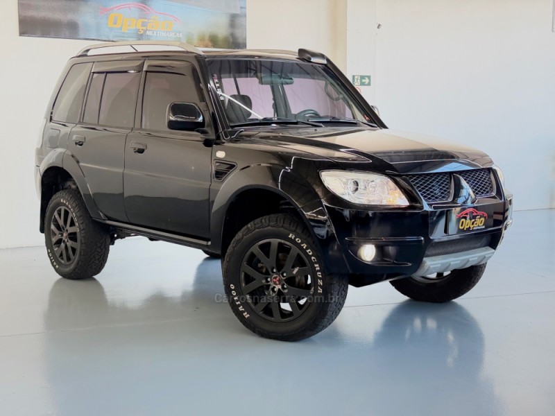 pajero tr4 2.0 4x4 16v 140cv flex 4p manual 2011 novo hamburgo