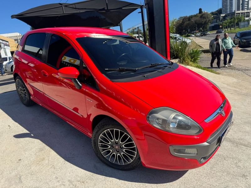 punto 1.8 sporting 16v flex 4p automatizado 2013 caxias do sul