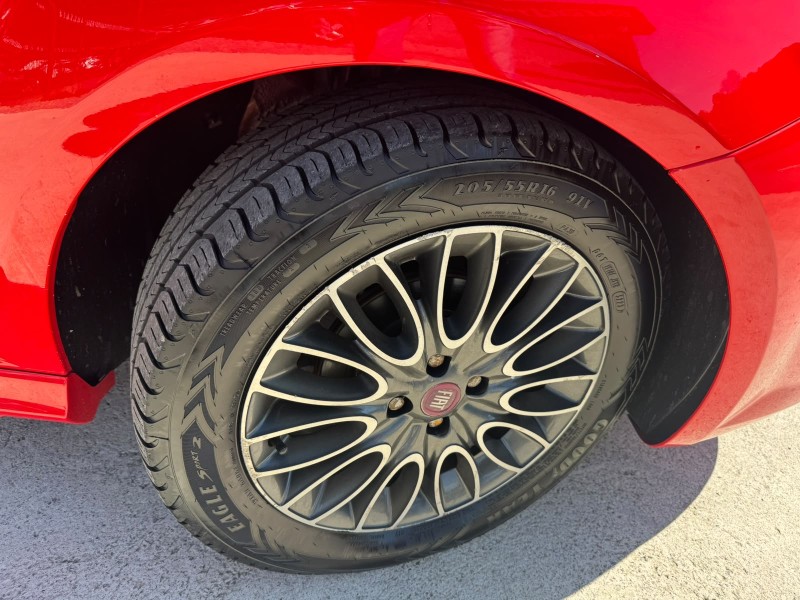 PUNTO 1.8 SPORTING 16V FLEX 4P AUTOMATIZADO - 2013 - CAXIAS DO SUL