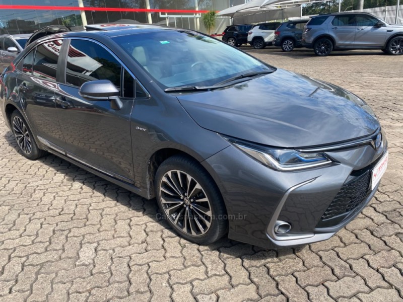 COROLLA 1.8 ALTIS PREMIUM 16V HÍBRIDO 4P AUTOMÁTICO - 2025 - LAJEADO