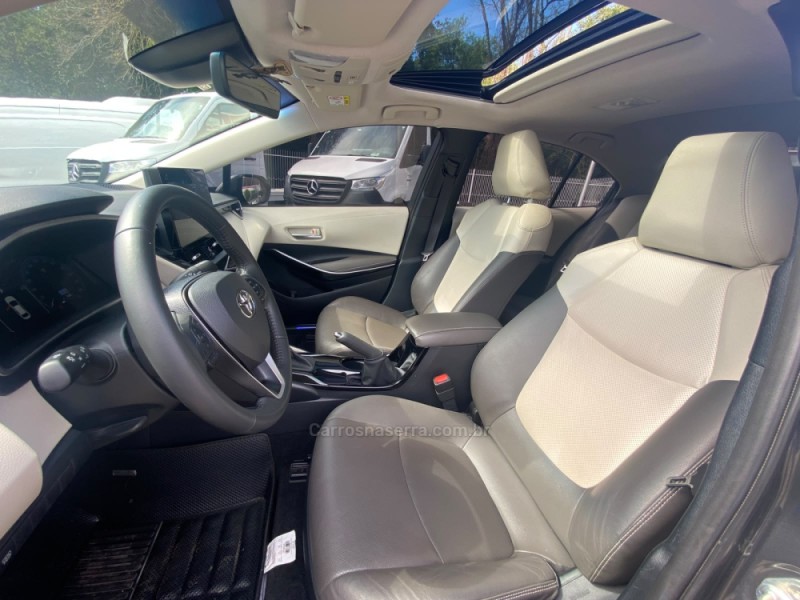 COROLLA 1.8 ALTIS PREMIUM 16V HÍBRIDO 4P AUTOMÁTICO - 2025 - LAJEADO