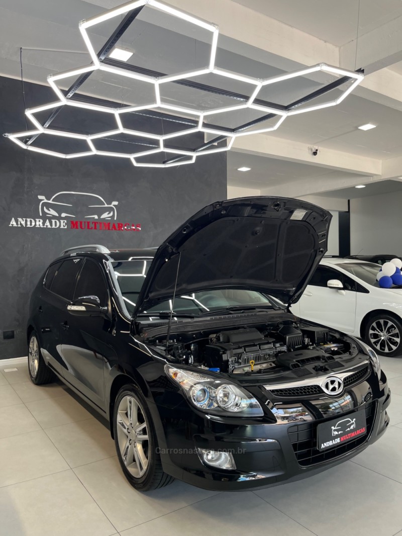 I30 CW 2.0 MPFI 16V GASOLINA 4P MANUAL - 2011 - CAXIAS DO SUL