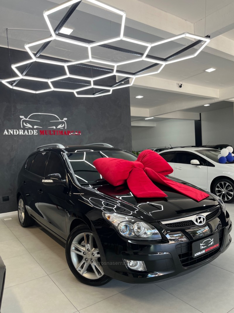 i30 cw 2.0 mpfi 16v gasolina 4p manual 2011 caxias do sul