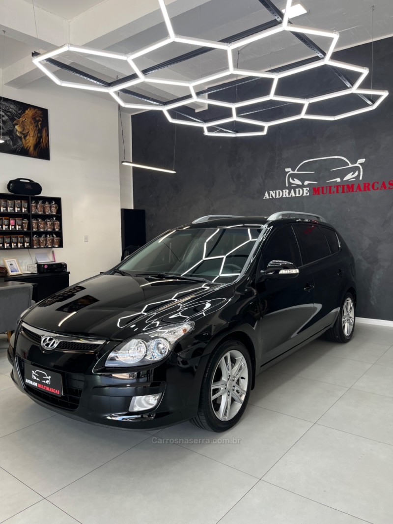 I30 CW 2.0 MPFI 16V GASOLINA 4P MANUAL - 2011 - CAXIAS DO SUL