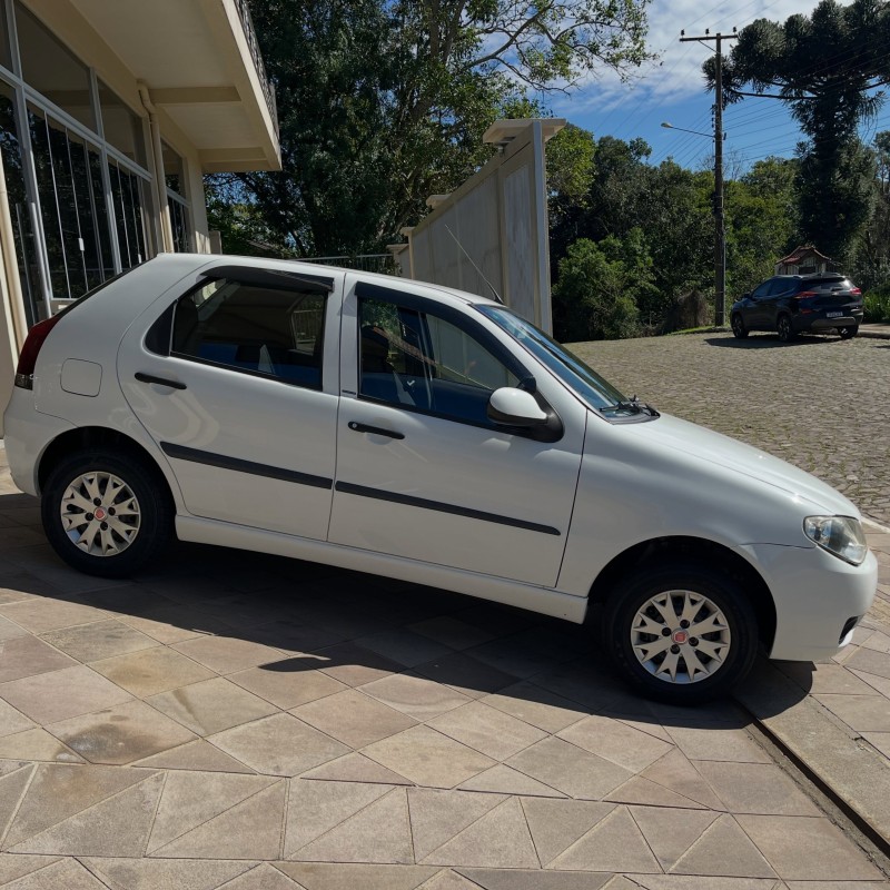 PALIO 1.0 MPI FIRE ECONOMY 8V FLEX 4P MANUAL - 2012 - NOVA PETRóPOLIS