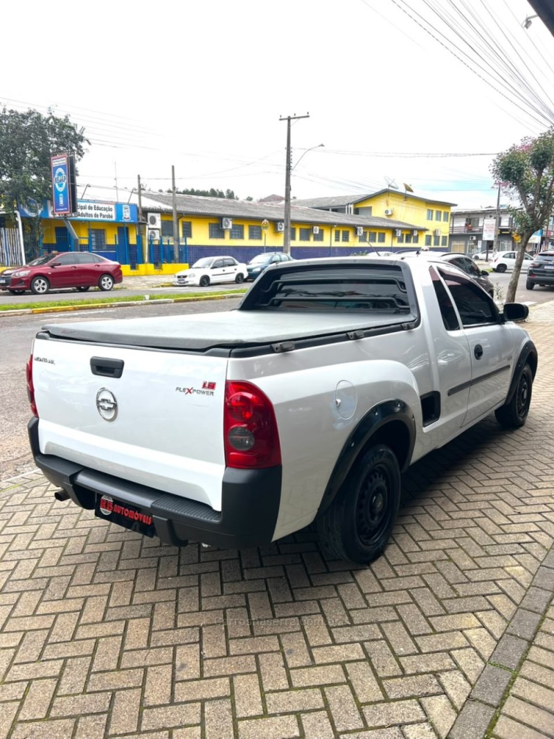MONTANA 1.8 MPFI CONQUEST CS 8V FLEX 2P MANUAL - 2005 - PAROBé