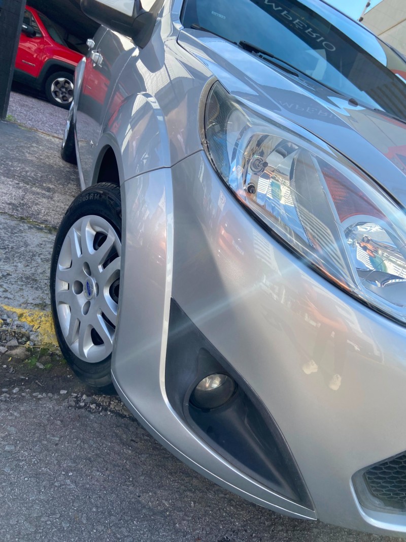 FIESTA 1.0 MPI 8V GASOLINA 4P MANUAL - 2014 - CAXIAS DO SUL