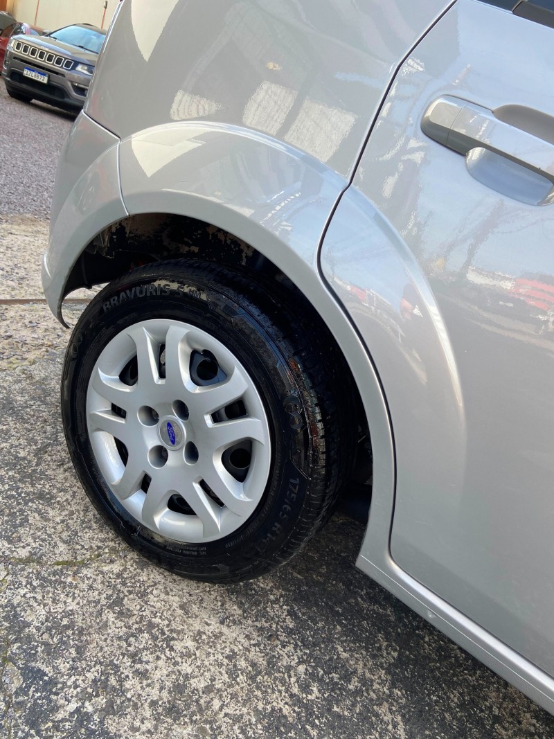 FIESTA 1.0 MPI 8V GASOLINA 4P MANUAL - 2014 - CAXIAS DO SUL