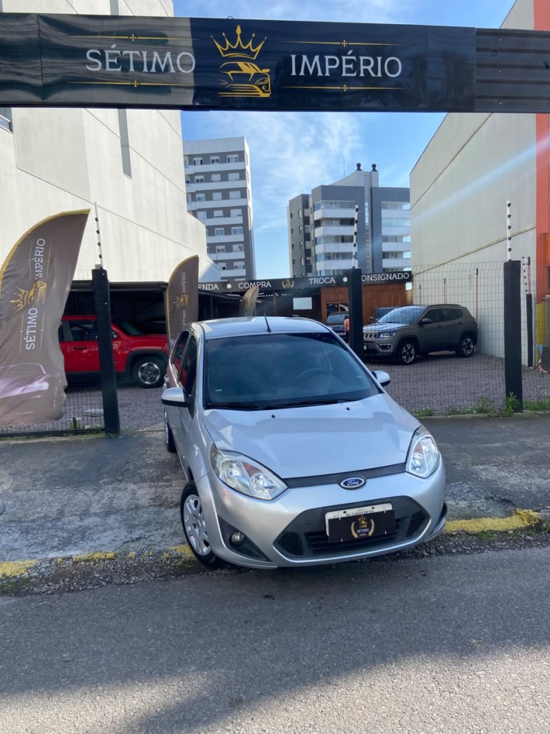 FIESTA 1.0 MPI 8V GASOLINA 4P MANUAL - 2014 - CAXIAS DO SUL