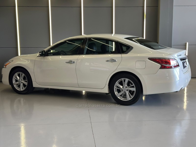 ALTIMA 2.5 SL 16V GASOLINA 4P AUTOMÁTICO - 2014 - SAPIRANGA