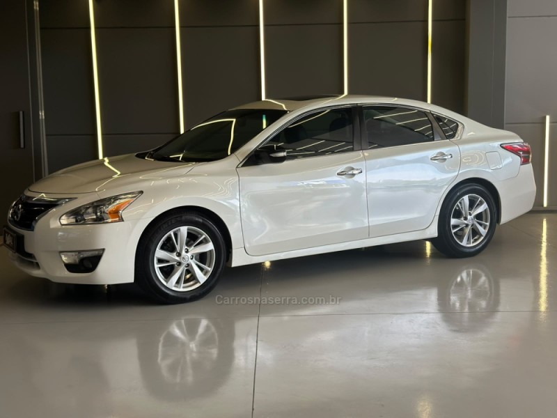 altima 2.5 sl 16v gasolina 4p automatico 2014 sapiranga
