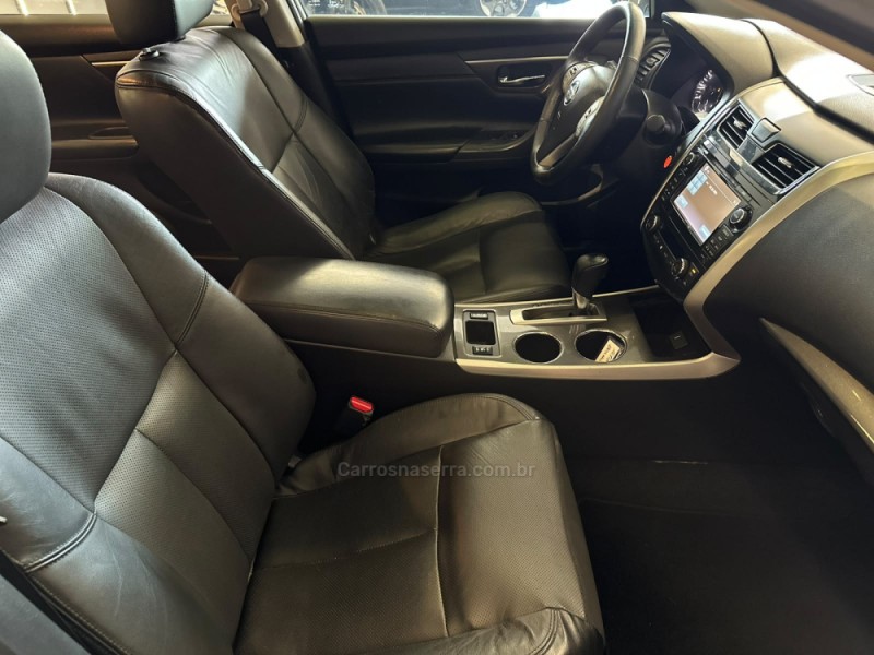 ALTIMA 2.5 SL 16V GASOLINA 4P AUTOMÁTICO - 2014 - SAPIRANGA