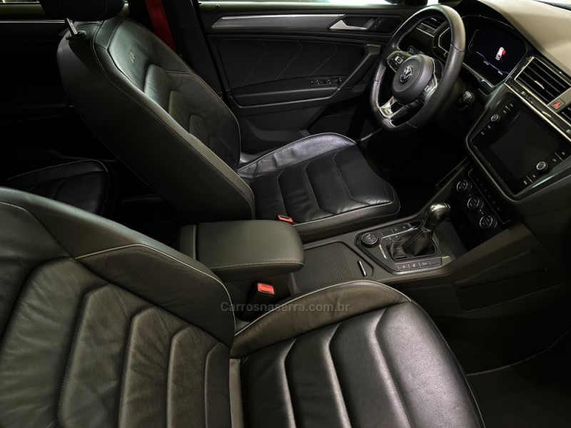 TIGUAN 2.0 ALLSPACE R-LINE 300 TSI GASOLINA 4P AUTOMÁTICO - 2019 - SAPIRANGA