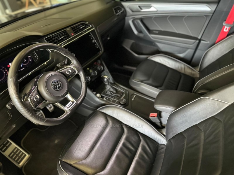 TIGUAN 2.0 ALLSPACE R-LINE 300 TSI GASOLINA 4P AUTOMÁTICO - 2019 - SAPIRANGA
