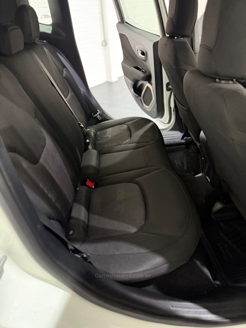 RENEGADE 1.8 16V FLEX 4P AUTOMÁTICO - 2018 - ARROIO DO MEIO