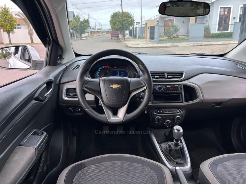 PRISMA 1.4 MPFI LT 8V FLEX 4P MANUAL - 2014 - VENâNCIO AIRES