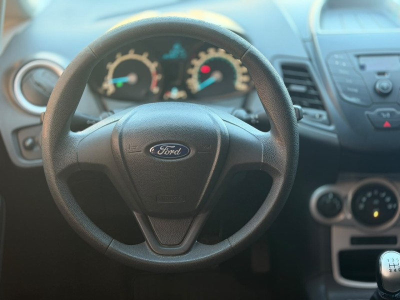 FIESTA 1.6 SE HATCH 16V FLEX 4P MANUAL - 2017 - LAGOA VERMELHA