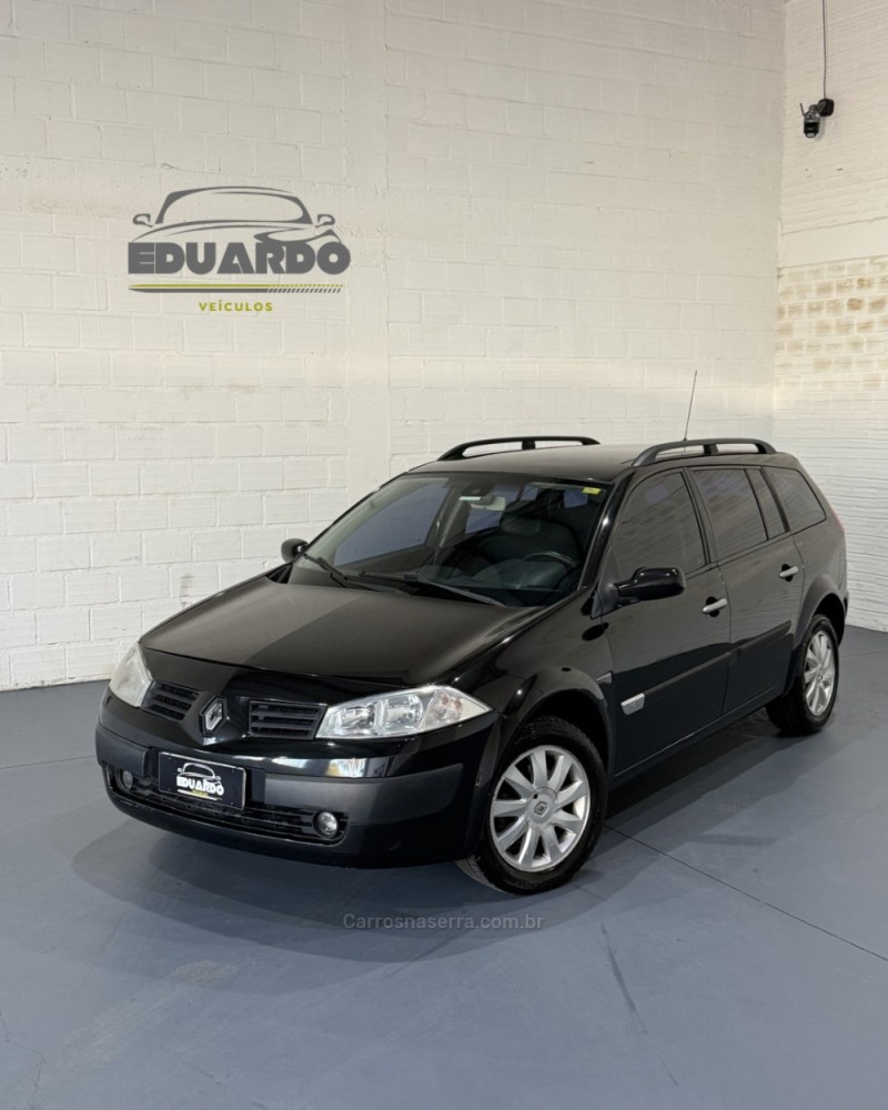 MÉGANE 1.6 EXTREME GRAND TOUR 16V FLEX 4P MANUAL - 2011 - ARROIO DO MEIO