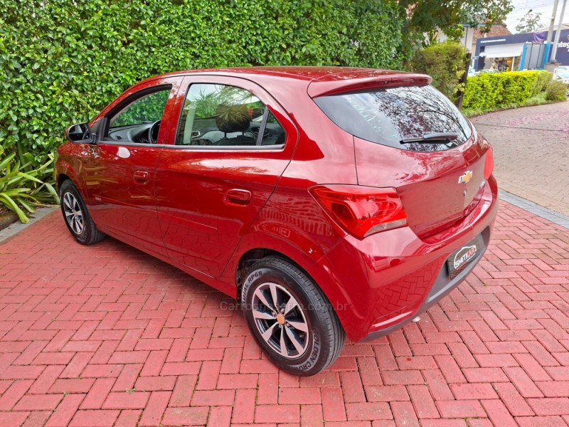 ONIX 1.0 MPFI LT 8V FLEX 4P MANUAL - 2017 - ROLANTE