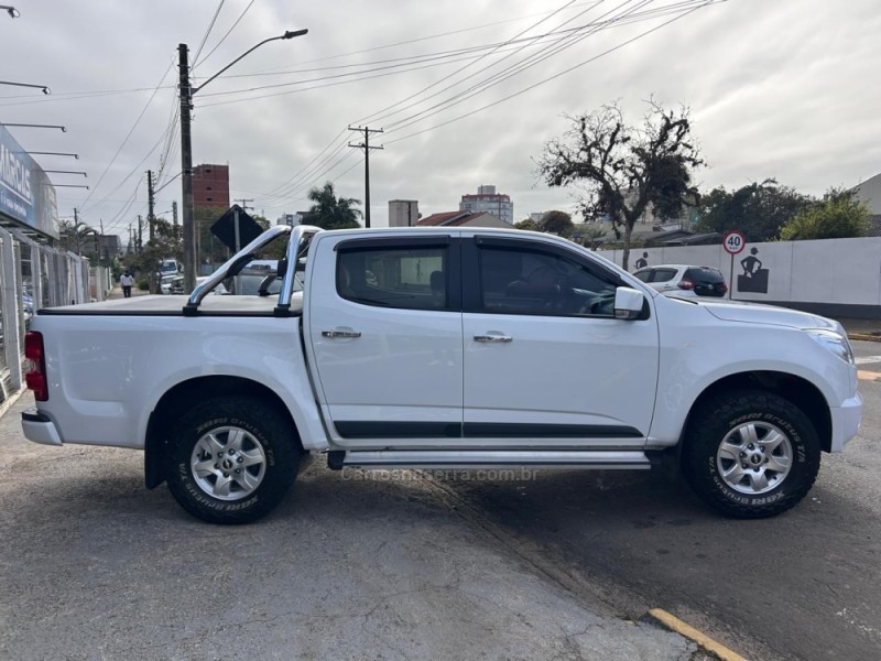 S10 2.4 LT 4X2 CD 8V FLEX 4P MANUAL - 2014 - VENâNCIO AIRES