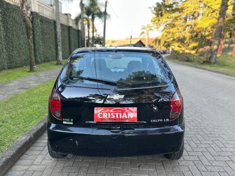CELTA 1.0 MPFI LIFE 8V FLEX 4P MANUAL - 2013 - CAXIAS DO SUL