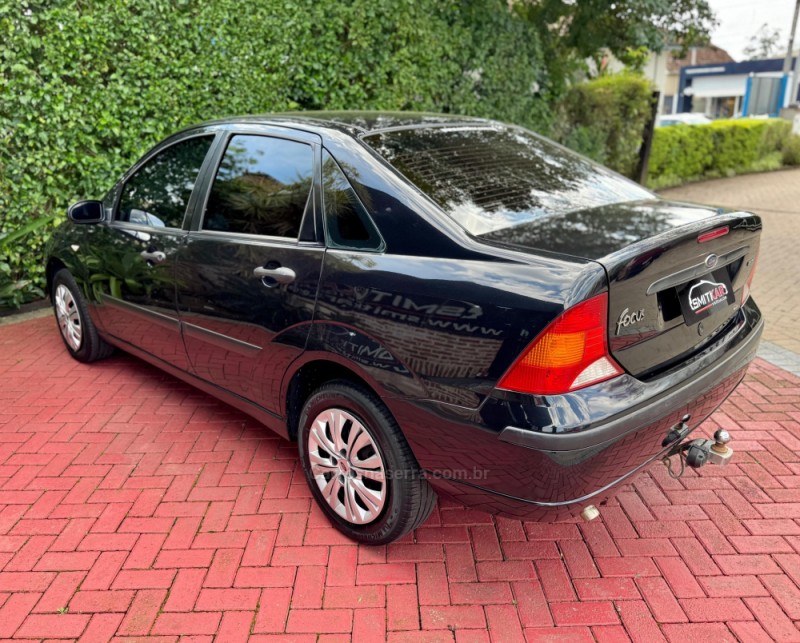 FOCUS 1.6 GLX 8V FLEX 4P MANUAL - 2008 - ROLANTE