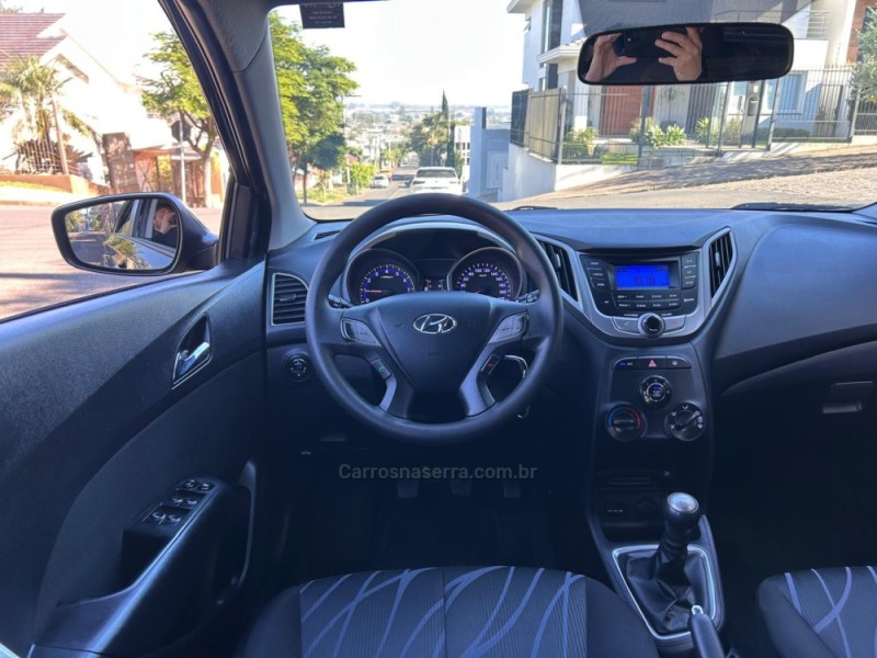 HB20 1.0 COMFORT 12V FLEX 4P MANUAL - 2015 - VENâNCIO AIRES