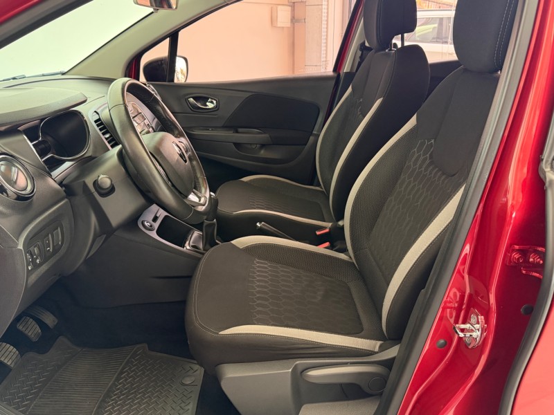 CAPTUR 1.6 16V SCE FLEX ZEN MANUAL - 2018 - CAXIAS DO SUL