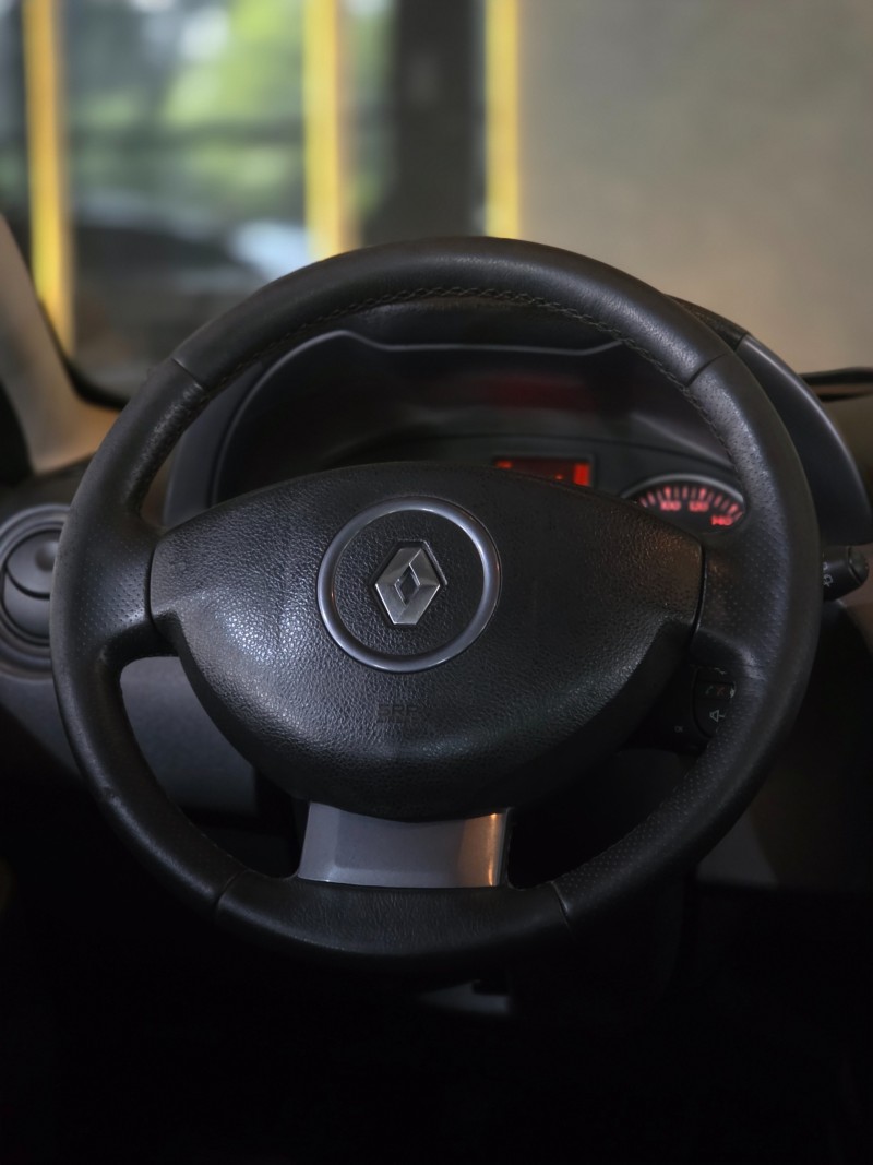 DUSTER 1.6 DYNAMIQUE 4X2 16V FLEX 4P MANUAL - 2013 - CAXIAS DO SUL