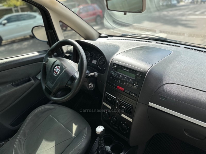 IDEA 1.4 MPI ATTRACTIVE 8V FLEX 4P MANUAL - 2012 - PAROBé