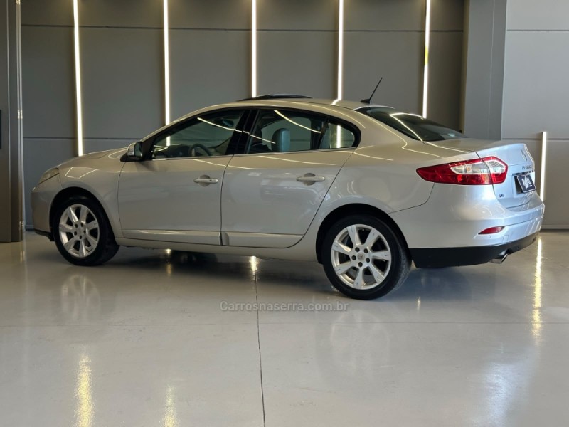 FLUENCE 2.0 PRIVILÉGE 16V FLEX 4P AUTOMÁTICO - 2011 - SAPIRANGA