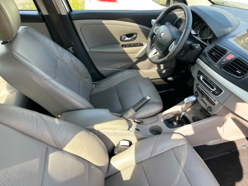 FLUENCE 2.0 PRIVILÉGE 16V FLEX 4P AUTOMÁTICO - 2011 - SAPIRANGA