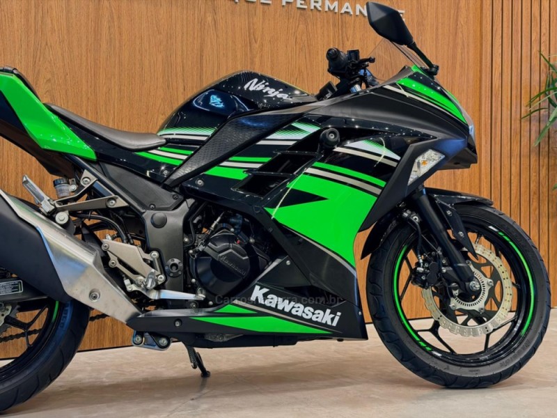 NINJA 300 ABS LIMITED EDITION - 2017 - NOVO HAMBURGO