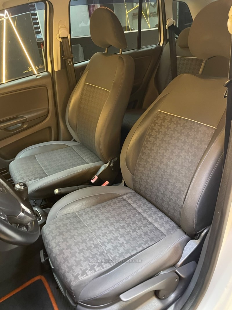 SPACEFOX 1.6 MSI COMFORTLINE 8V FLEX 4P MANUAL - 2015 - NOVO HAMBURGO