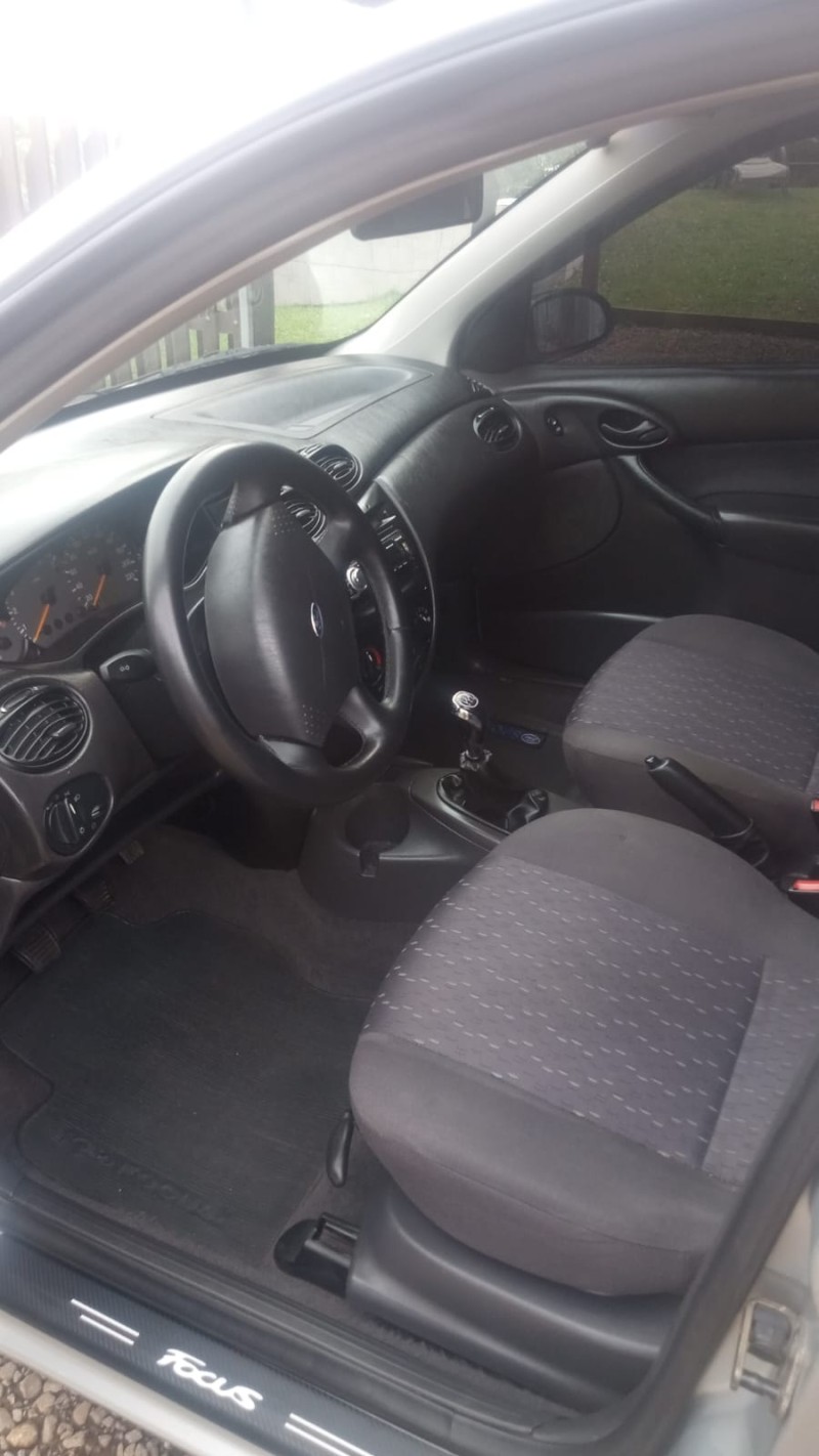 FOCUS 1.6 GL SEDAN 8V FLEX 4P MANUAL - 2004 - CAXIAS DO SUL