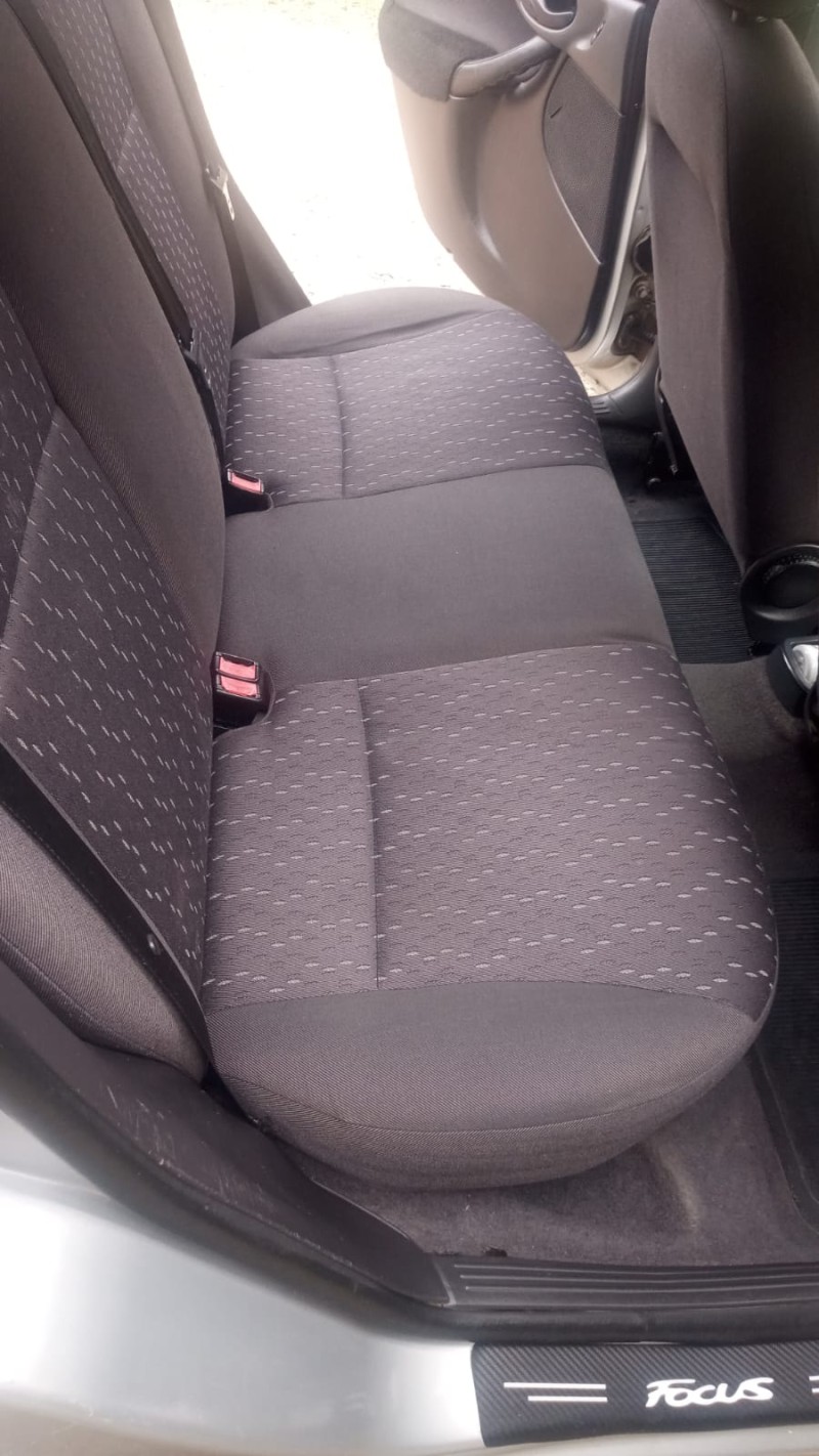 FOCUS 1.6 GL SEDAN 8V FLEX 4P MANUAL - 2004 - CAXIAS DO SUL
