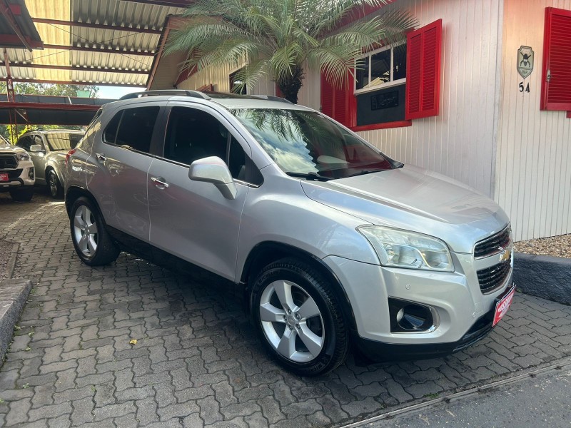TRACKER 1.8 MPFI LT 4X2 16V FLEX 4P AUTOMÁTICO
