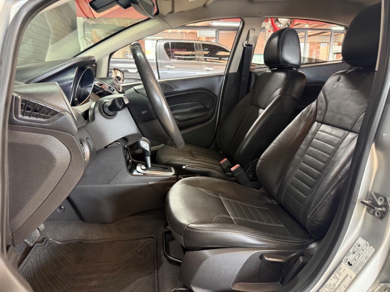 FIESTA 1.6 TITANIUM SEDAN 16V FLEX 4P AUTO - 2015 - FARROUPILHA