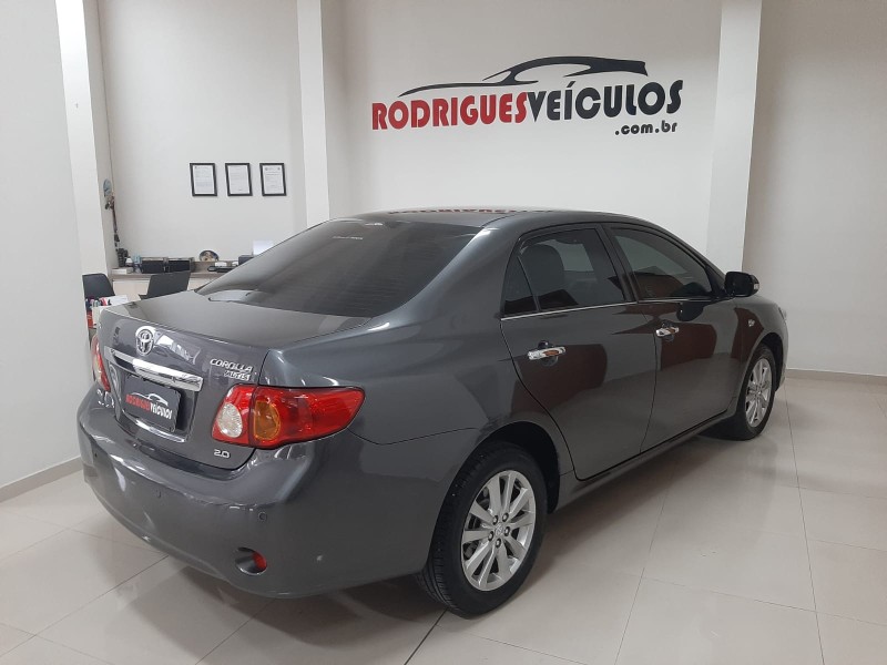 COROLLA 2.0 ALTIS 16V FLEX 4P AUTOMÁTICO - 2011 - CAXIAS DO SUL