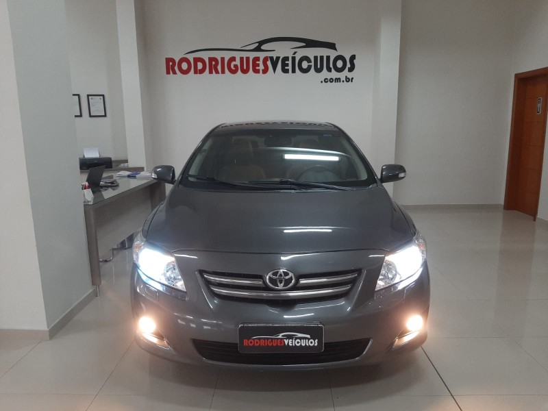 COROLLA 2.0 ALTIS 16V FLEX 4P AUTOMÁTICO - 2011 - CAXIAS DO SUL