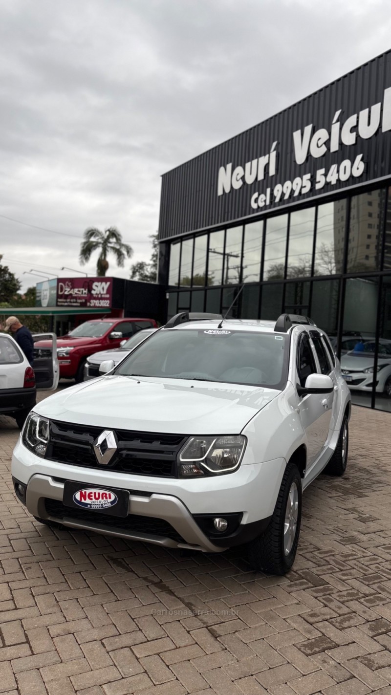 DUSTER 1.6 DYNAMIQUE 4X2 16V FLEX 4P MANUAL - 2016 - LAJEADO